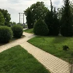 Liliom Apartman *