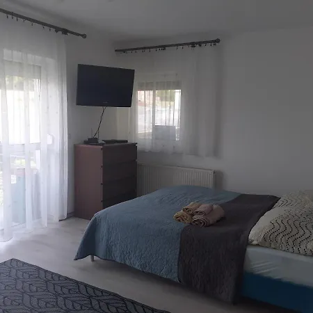 Apartament Liliom Apartman
