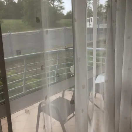 Liliom Apartman Apartament Héviz