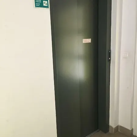 Liliom Apartman * Héviz