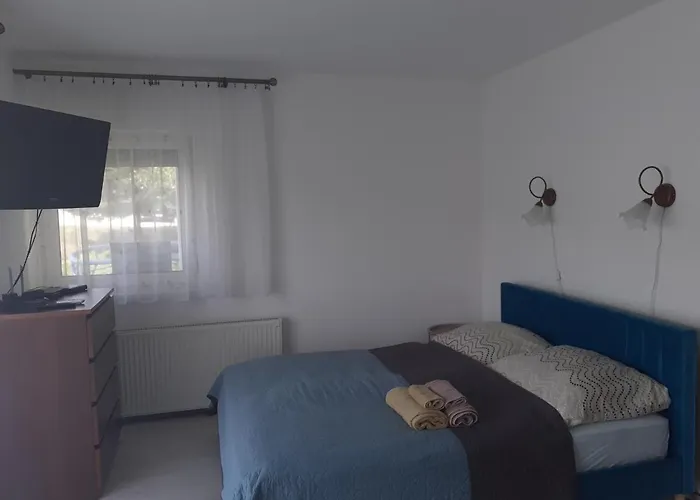 Liliom Apartman アパート ヘーヴィーズ